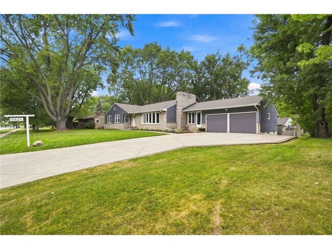 property at 4424 W 70th St