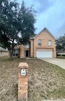 25 Umar Ave in McAllen, TX - Building Photo