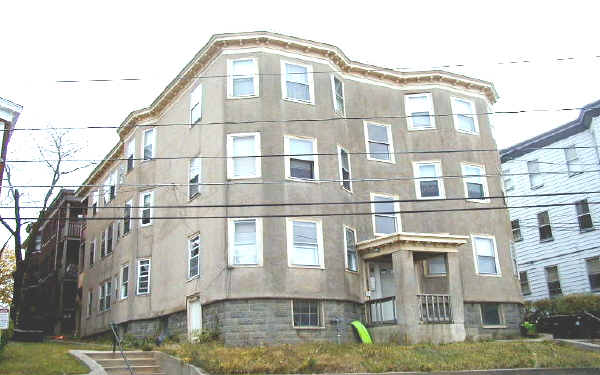 25 Main St in Somerville, MA - Building Photo