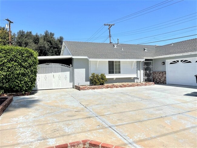 4467 Monroe St in Riverside, CA - Building Photo - Building Photo
