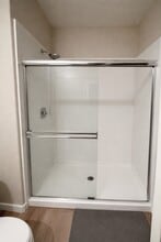 4097 Southampton St in West Sacramento, CA - Foto de edificio - Building Photo