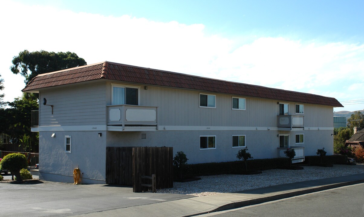 702-714 Military East St in Benicia, CA - Building Photo