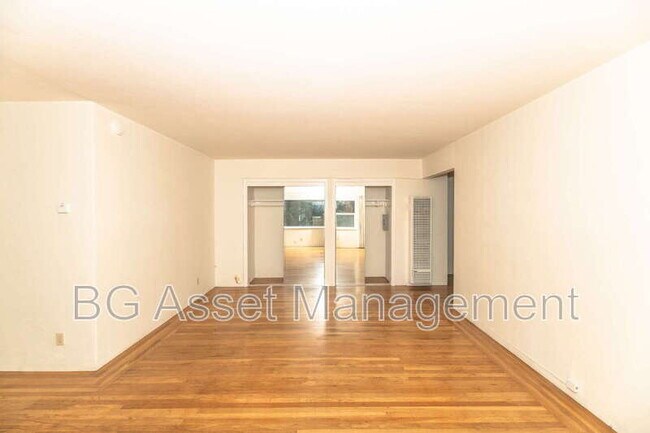 846 York St in Oakland, CA - Building Photo - Building Photo