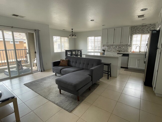 1459 Claude Ln in Chula Vista, CA - Building Photo - Building Photo