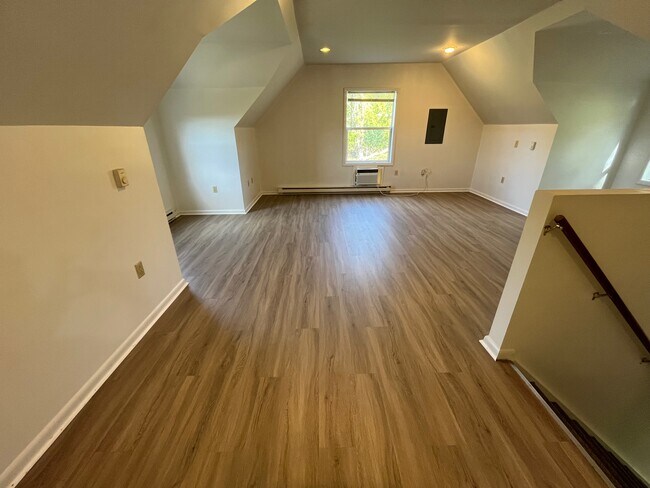 3646 NY-145, Unit 1 Bedroom Apartment in Cobleskill, NY - Building Photo - Building Photo