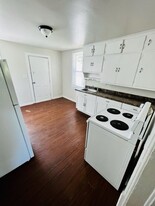 1440 Smith St in Green Bay, WI - Building Photo