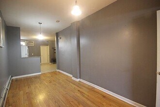 430 New York Ave-Unit -1L in Jersey City, NJ - Building Photo - Building Photo