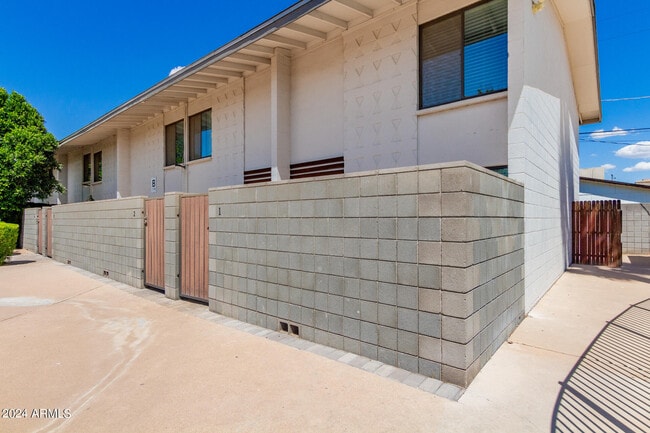 property at 4220 E Almeria Rd