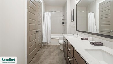 825 Usener St, Unit 841 in Houston, TX - Building Photo - Building Photo