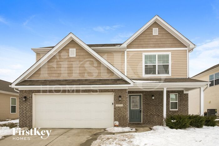 5773 Weeping Willow Pl in Whitestown, IN - Building Photo