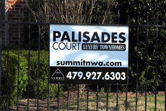 Palisades Court in Springdale, AR - Building Photo - Building Photo