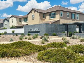 2460 E Athena Ave in Gilbert, AZ - Building Photo - Building Photo