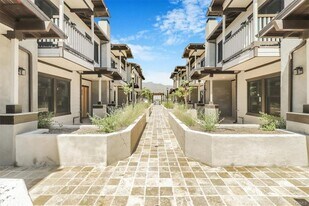 571 Lincoln Ave in Pasadena, CA - Building Photo