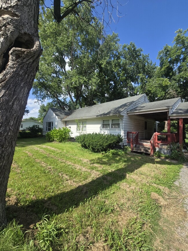 property at 1312 N 51st St