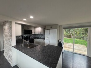 3806 Q Ave in Anacortes, WA - Building Photo - Building Photo