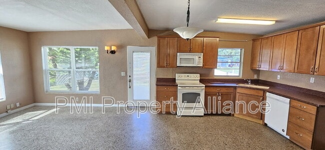 113 Oakland Ave in Sanford, FL - Building Photo - Building Photo