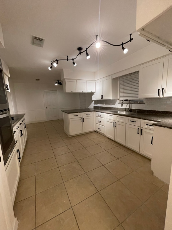 property at 10510 Hidden Lake Ln