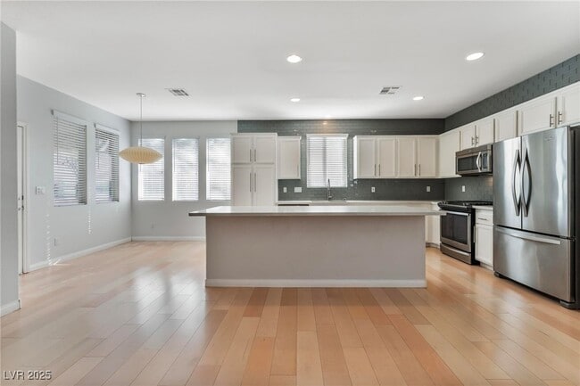 property at 2267 Alanhurst Dr