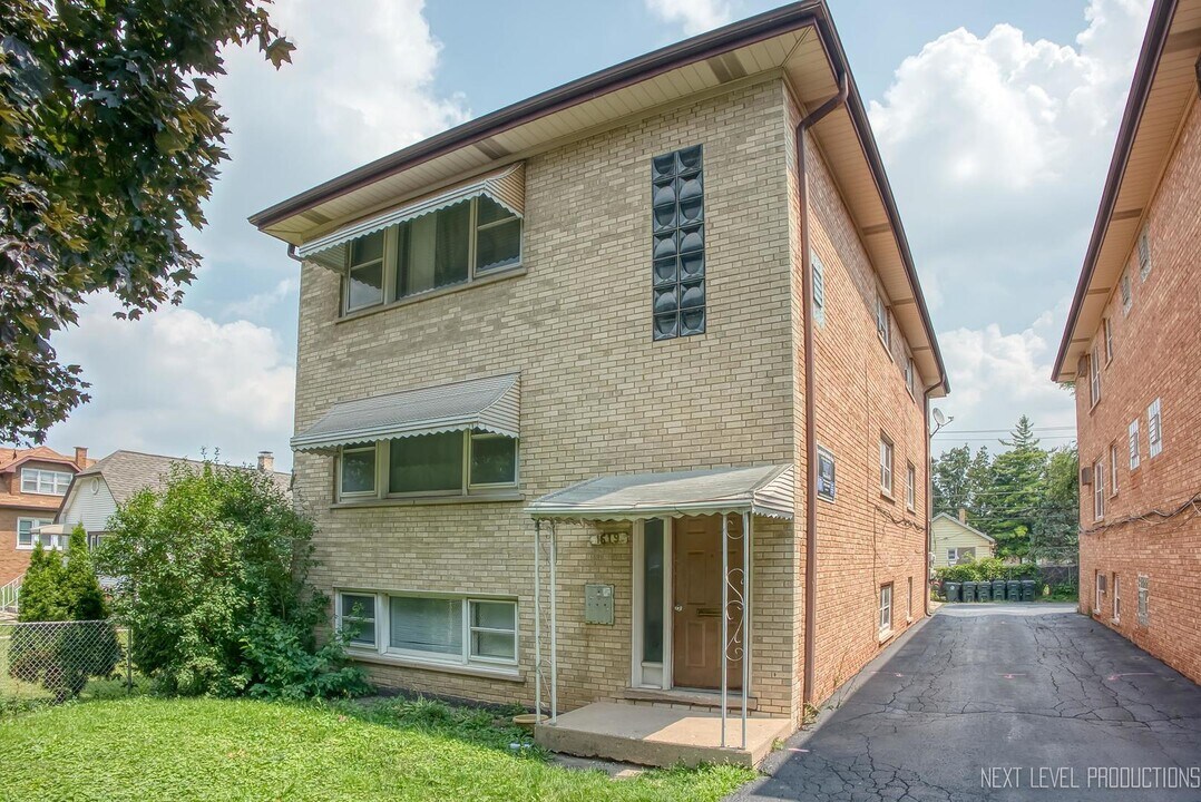 1619 35th Ave in Melrose Park, IL - Building Photo