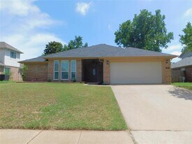 326 Ashley Oak Ln in Lake Dallas, TX - Building Photo