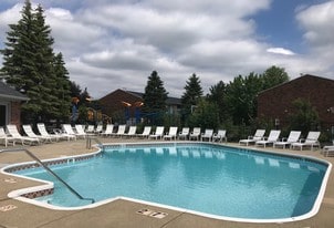 Hickory Square Apartments