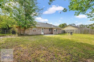 908 Highland Dr in Hinesville, GA - Building Photo - Building Photo