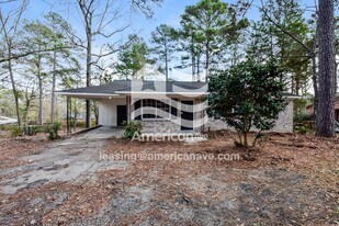5908 Wescott Rd in Columbia, SC - Building Photo