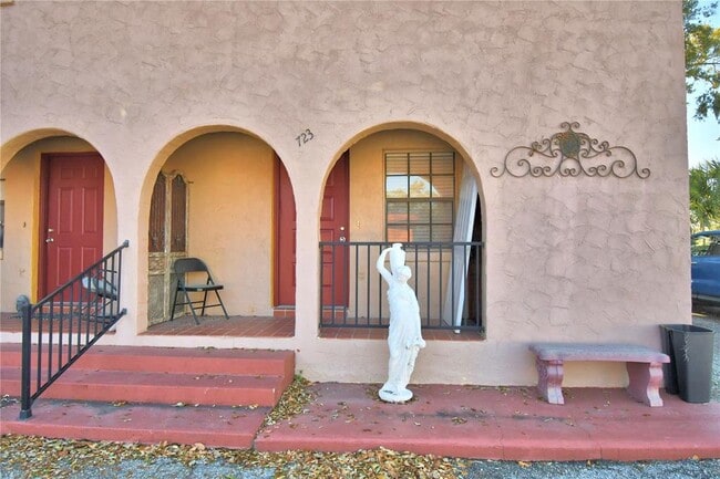 751 Rebecca St in Lakeland, FL - Building Photo - Building Photo