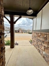 9015 Seven Lakes Dr in Ooltewah, TN - Building Photo - Building Photo