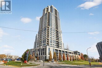 6 Eva Rd in Toronto, ON - Building Photo - Building Photo