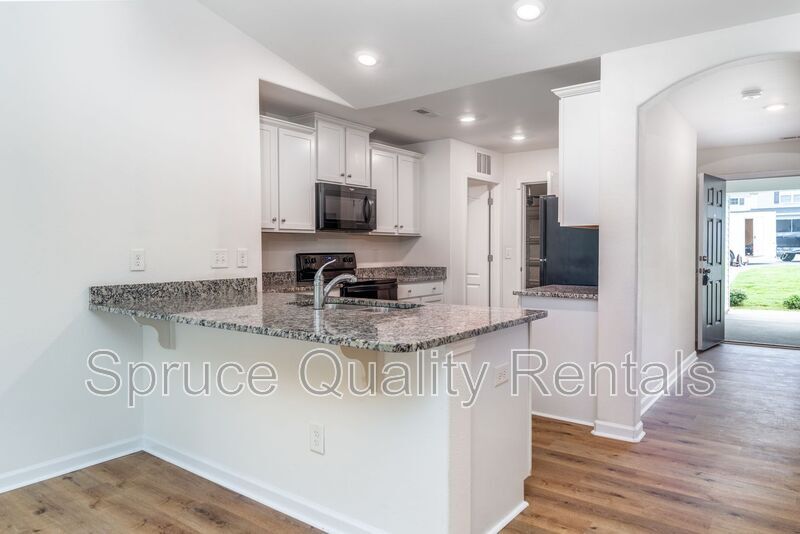 3724 Muddy Crk Ct in Winston-Salem, NC - Building Photo
