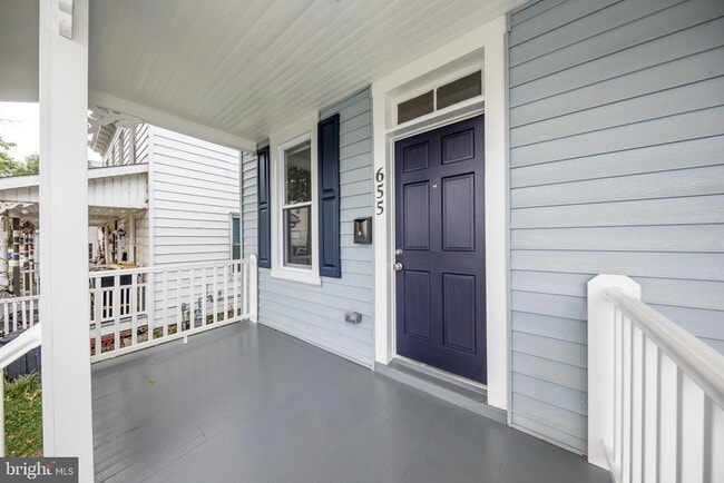 property at 655 Bourbon St