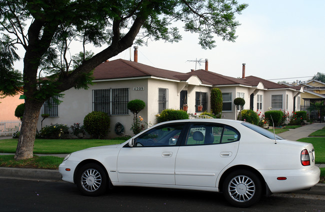 4203 W 133rd St in Hawthorne, CA - Building Photo - Building Photo