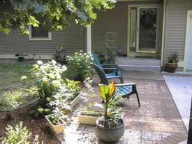 14875 Timber Ln in Spring Lake, MI - Building Photo