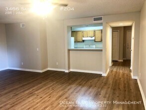 3466 St Bart Ln in Tampa, FL - Building Photo - Building Photo