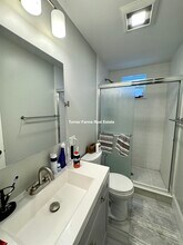 159 Boston St, Unit 1 in Boston, MA - Building Photo - Building Photo