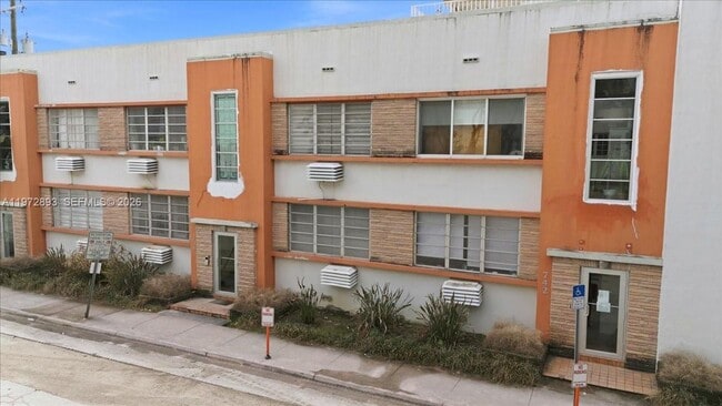 property at 736 12th St