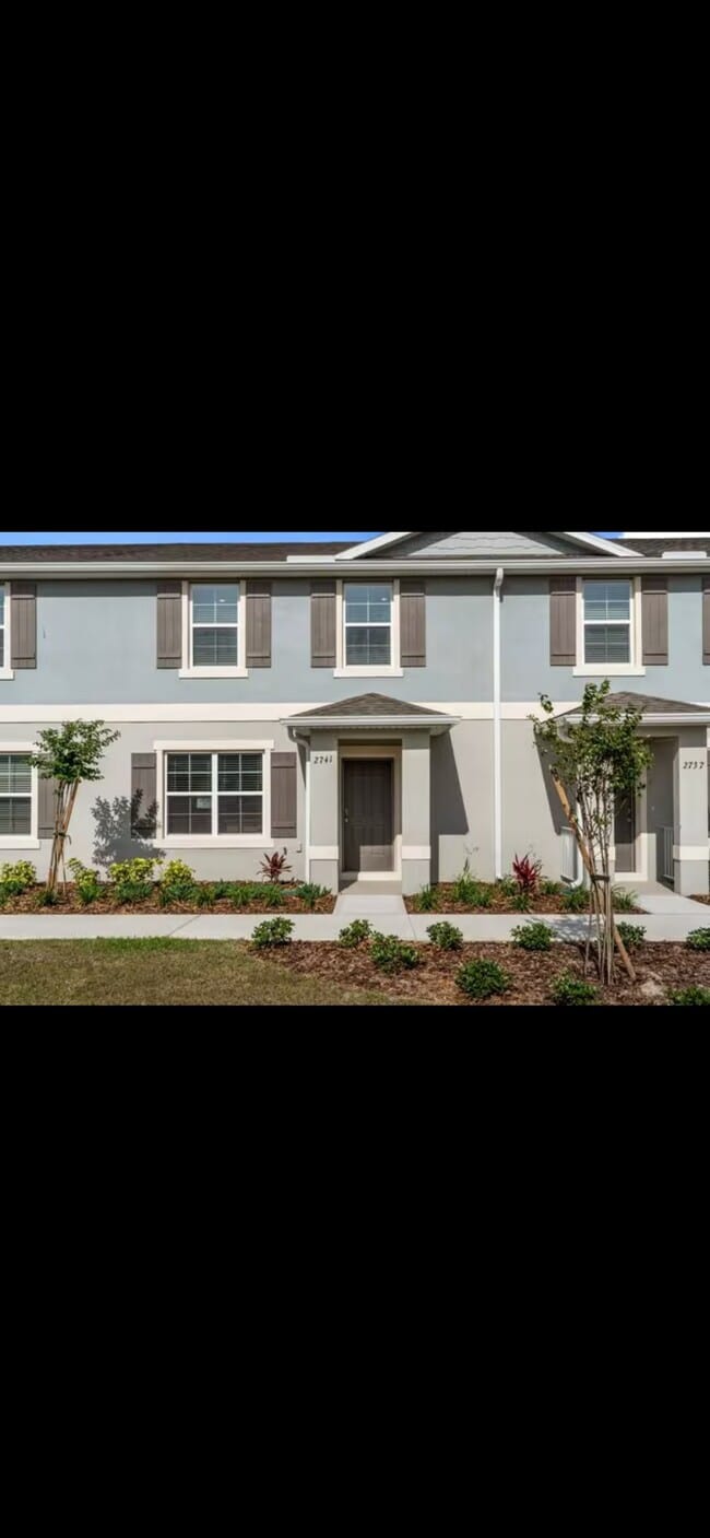 property at 2745 Flushing Dr
