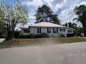 214 W Buena Vista Ave in North Augusta, SC - Building Photo - Building Photo