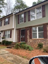 406 Shannonford Ct in Wake Forest, NC - Building Photo