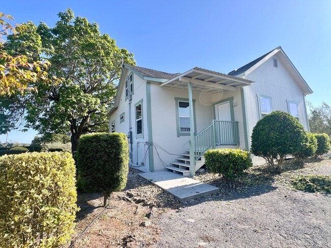 property at 1515 Stony Point Rd