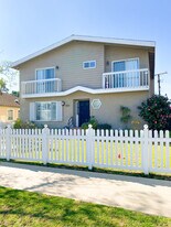 8321 Rayford Dr, Unit 8321 in Los Angeles, CA - Building Photo