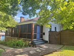 610 N Olive Ave in Fayetteville, AR - Building Photo - Building Photo