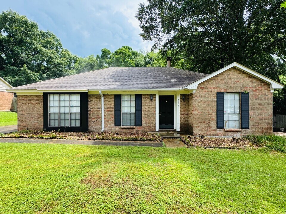 2965 Willow Ln Dr in Montgomery, AL - Building Photo