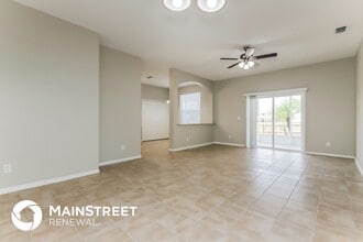 918 Grand Canyon Dr, Unit 117 in Valrico, FL - Building Photo - Building Photo