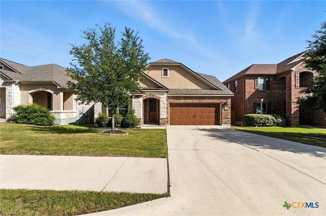 property at 319 Hunters Hill Dr