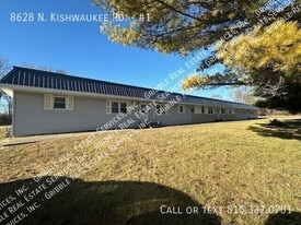 8628 N Kishwaukee Rd in Stillman Valley, IL - Building Photo
