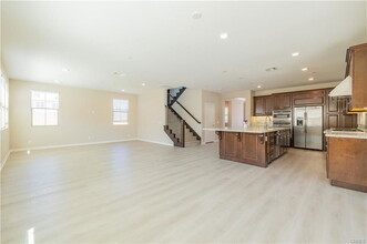 121 Spica in Irvine, CA - Building Photo - Building Photo