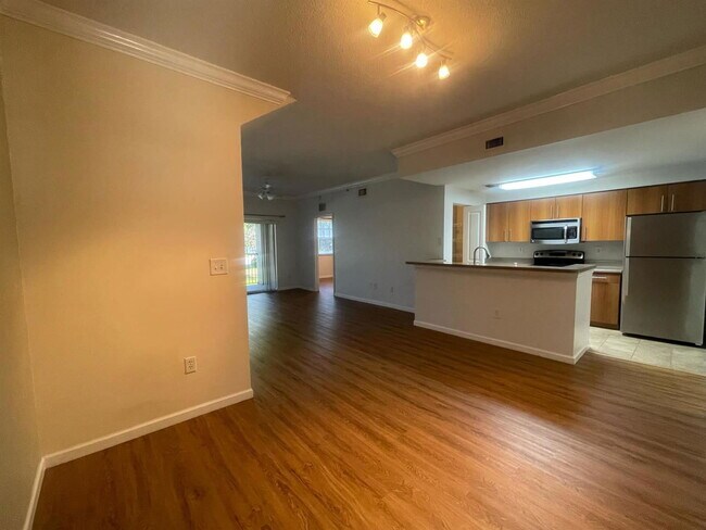 5920 W Sample Rd in Coral Springs, FL - Building Photo - Building Photo