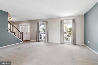 7512 Epsilon Dr in Rockville, MD - Building Photo - Building Photo